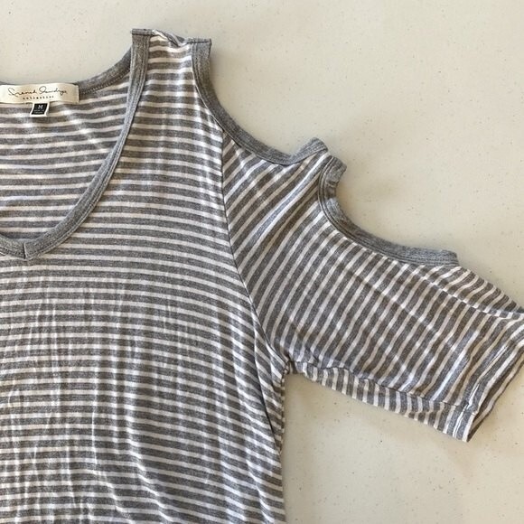 French Laundry V-Neck Stripe 3/4 Short Elbow Sleeve Tunic Tee Top High Low Slits - Picture 12 of 16